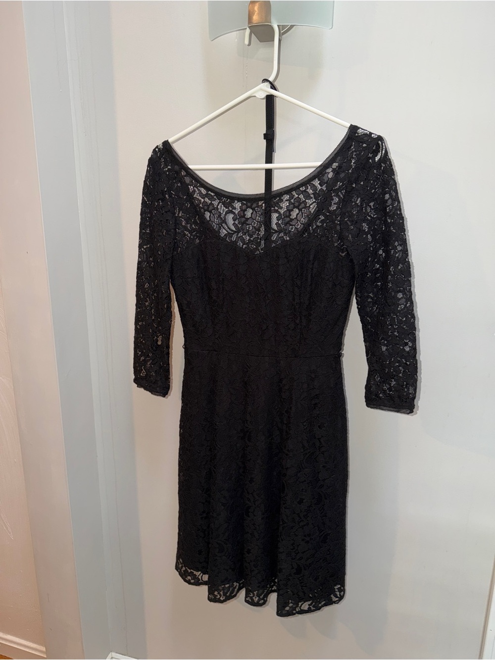 White House Black Market XS (Size 2) Lace Fit Flare Audrey Hepburn Dress